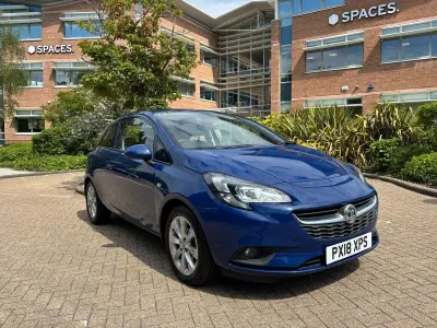 Usado Vauxhall Corsa 75 HP (55 kW) 2018 Azul Citadino