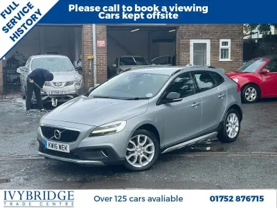 Used Volvo V40 Pro 150 HP (110 kW) 2016 Silver Hatchback