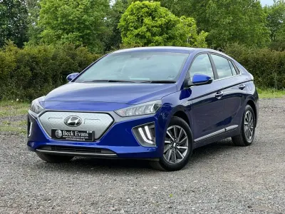 Usado Hyundai Ioniq Premium 100 kW (136 HP) 2023 Azul Citadino