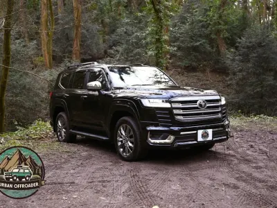 New Toyota Land Cruiser 309 HP (227 kW) 2026 Black Estate