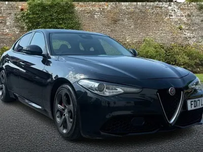 Used Alfa Romeo Giulia Edizione Speciale 180 HP (132 kW) 2017 Sedan