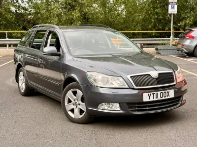 Używany Skoda Octavia Elegance 2012 Szary Kombi