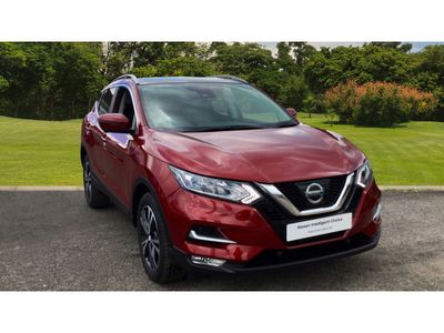 Used Nissan Qashqai N-Connecta 115 HP (84 kW) 2018 Red SUV