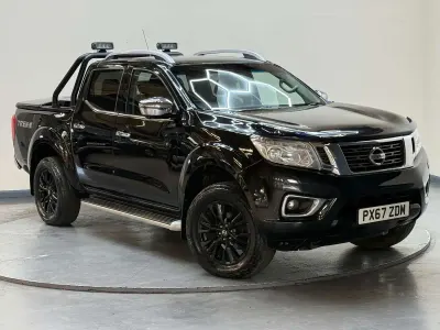 Used Nissan Navara 190 HP (139 kW) 2017 Black Pickup