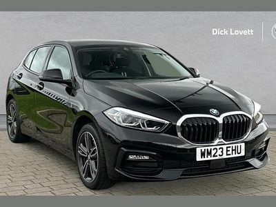 Used BMW 118 Sport Line 134 HP (98 kW) 2023 Black Hatchback