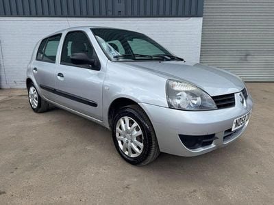 Used Renault Clio II Campus 2008 Silver Hatchback