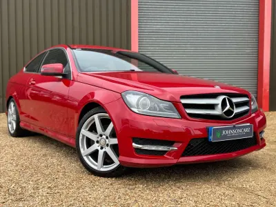 Begagnad Mercedes C250 Sport Edition 2015 Röd Sportkupé