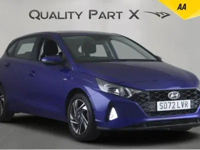 Używany Hyundai i20 SE 100 KM (73 kW) 2022 Niebieski Hatchback