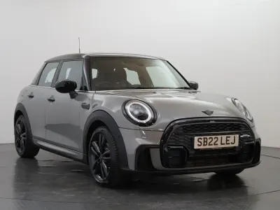 Używany Mini Cooper Hatch 134 KM (98 kW) 2022 Szary Hatchback