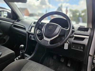 Used Suzuki Swift SZ3 94 HP (69 kW) 2015 Silver Hatchback