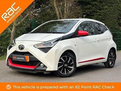 Used Toyota Aygo Trend 72 HP (52 kW) 2021 White Hatchback