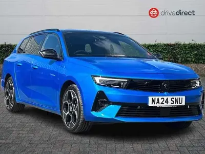 Used Vauxhall Astra Ultimate 130 HP (95 kW) 2024 Blue Estate