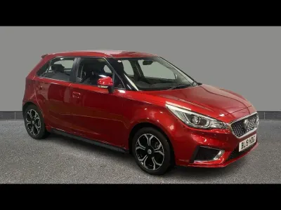 Used MG MG3 Exclusive 106 HP (77 kW) 2019 Red Hatchback