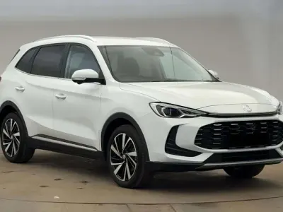 New MG ZS Trophy 196 HP (144 kW) 2026 White SUV