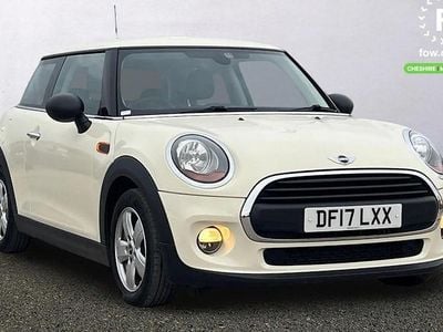 Used Mini ONE Hatch 102 HP (75 kW) 2017 White Hatchback