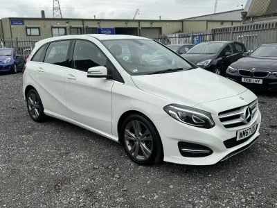 Used Mercedes B200 Exclusive 156 HP (114 kW) 2018 White Hatchback