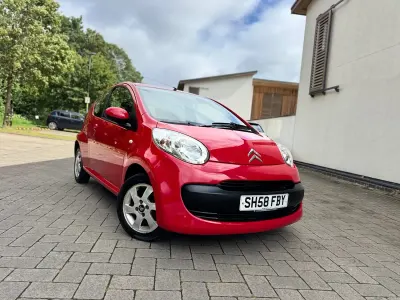 Used Citroën C1 67 HP (49 kW) 2008 Red Hatchback