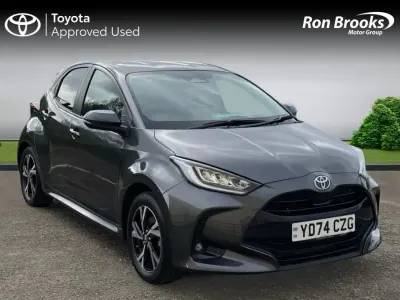 Second-hand Toyota Yaris Hybrid Design 2024 Gri Hatchback