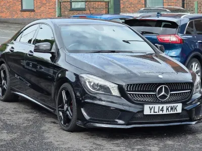 Usado Mercedes CLA200 AMG 136 HP (100 kW) 2014 Preto Sedan