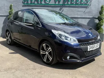 Used Peugeot 208 GT-line 109 HP (80 kW) 2018 Blue Hatchback