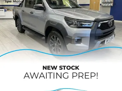 Used Toyota HiLux 204 HP (150 kW) 2023 Silver Pickup
