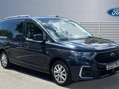 Used Ford Tourneo