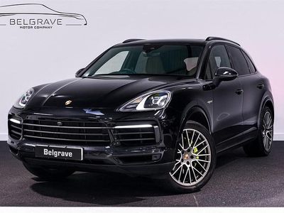 Black Used 2022 Porsche Cayenne Platinum Edition SUV | £64,980 (Fair price)