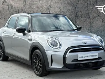 Used Mini Cooper Classic 134 HP (98 kW) 2023 Silver Hatchback