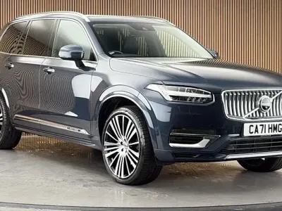 Used Volvo XC90 Inscription 390 HP (286 kW) 2021 Blue SUV