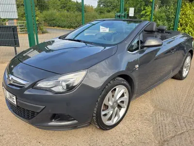 Used Vauxhall Cascada Elite 170 HP (125 kW) 2015 Grey Cabriolet
