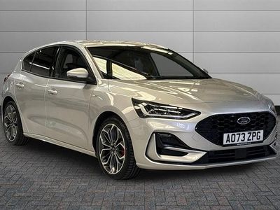 Usado Ford Focus ST-Line X 155 HP (114 kW) 2023 Prateado Citadino