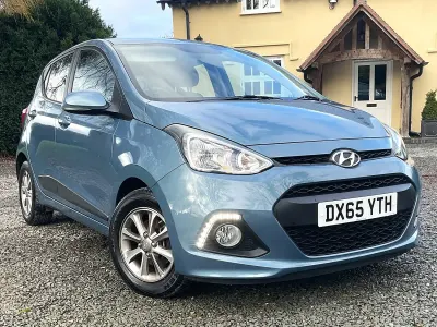 Używany Hyundai i10 Premium 87 KM (63 kW) 2015 Niebieski Hatchback