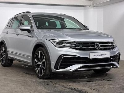 Używany VW Tiguan R-line 150 KM (110 kW) 2023 Srebrny SUV