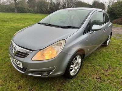 Used Vauxhall Corsa Design Edition 2008 Silver Hatchback