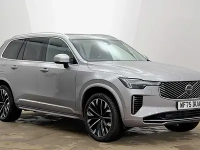 Begagnad Volvo XC90 Ultra 449 HK (330 kW) 2025 Silver SUV