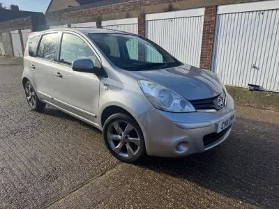 Begagnad Nissan Note N-TEC 88 HK (64 kW) 2011 Silver Minibuss