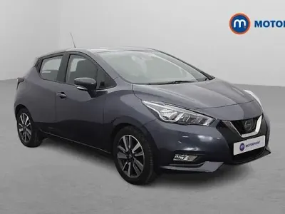 Usado Nissan Micra Acenta Limited Edition 101 HP (74 kW) 2019 Cinzento Citadino
