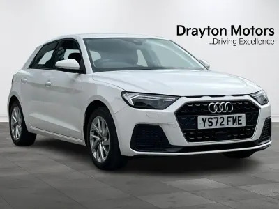 Used Audi A1 Sportback Sport 95 HP (69 kW) 2022 White Hatchback