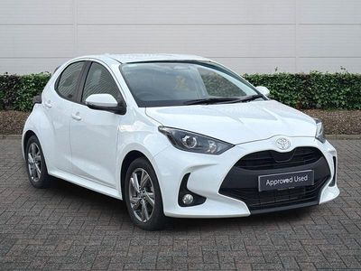 White Used 2025 Toyota Yaris Hybrid Hatchback | £20,495 (Good price)