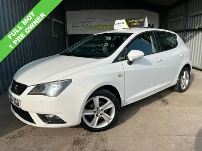 Usado Seat Ibiza 85 CV (62 kW) 2014 Blanco Utilitario