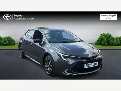 Gebraucht Toyota Corolla Design 140 PS (102 kW) 2025 Grau Kleinwagen