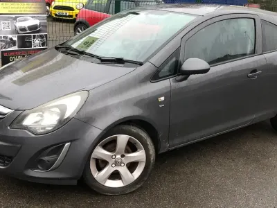 Second-hand Vauxhall Corsa 2012 Gri Hatchback