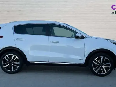 Used Kia Sportage 174 HP (127 kW) 2021 White SUV