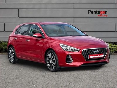 Used Hyundai i30 Premium 138 HP (101 kW) 2017 Red Hatchback