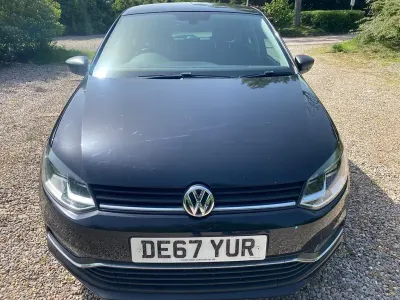Begagnad VW Polo Edition 2017 Svart Halvkombi