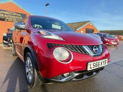 Red Used 2016 Nissan Juke Tekna SUV | £4,795 (Good price)