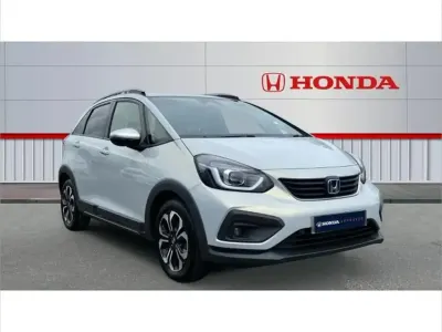 Second-hand Honda Jazz Hybrid 109 CP (80 kW) 2021 Alb Hatchback