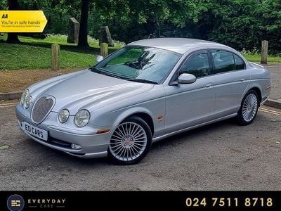 Used Jaguar S-Type SE 240 HP (176 kW) 2004 Silver Sedan