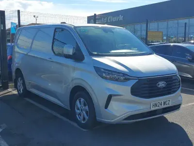 Begagnad Ford Transit Custom Limited 136 HK (100 kW) 2024 Silver Van