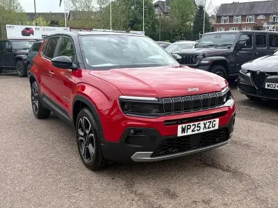 Usado Jeep Avenger Summit 100 HP (73 kW) 2025 Vermelho SUV